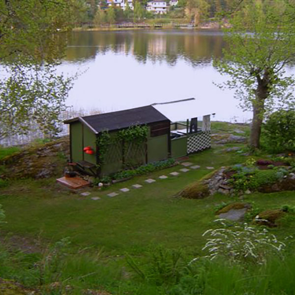 Stuga 13. Stuginventering. Arkiv hos Farstanäsets stugförening. 2002
