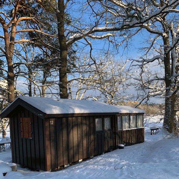 Lenas gamla stuga på Farstanäset på vintern före nybygge, 2019